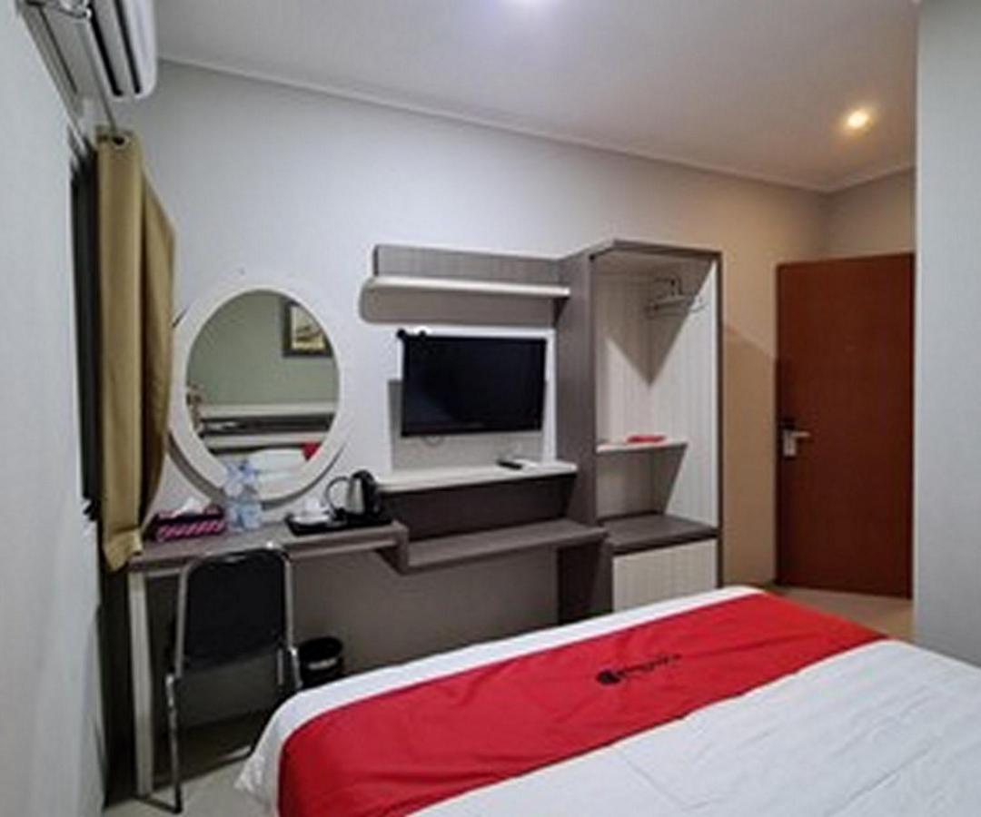 Gaia Asri Hotel Pamanukan Hilir Exterior foto